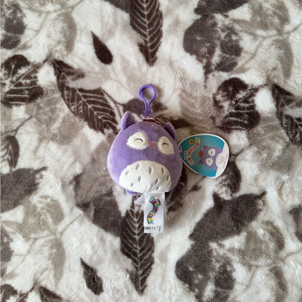 Fania squishmallow clip